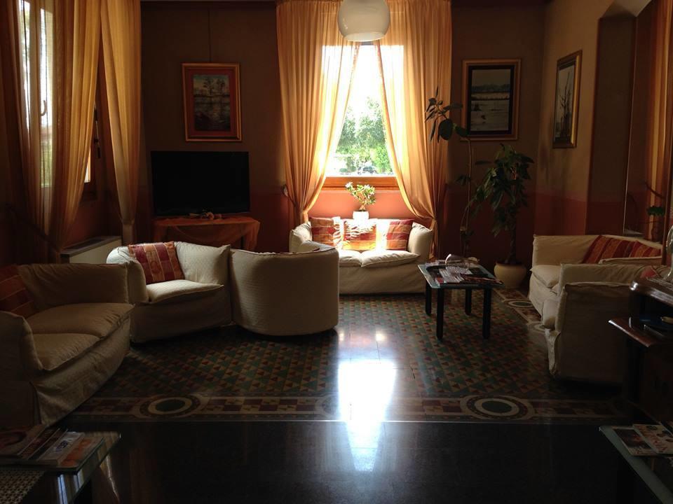 Hotel Villa Reale Argenta Exterior photo