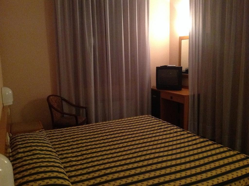 Hotel Villa Reale Argenta Room photo